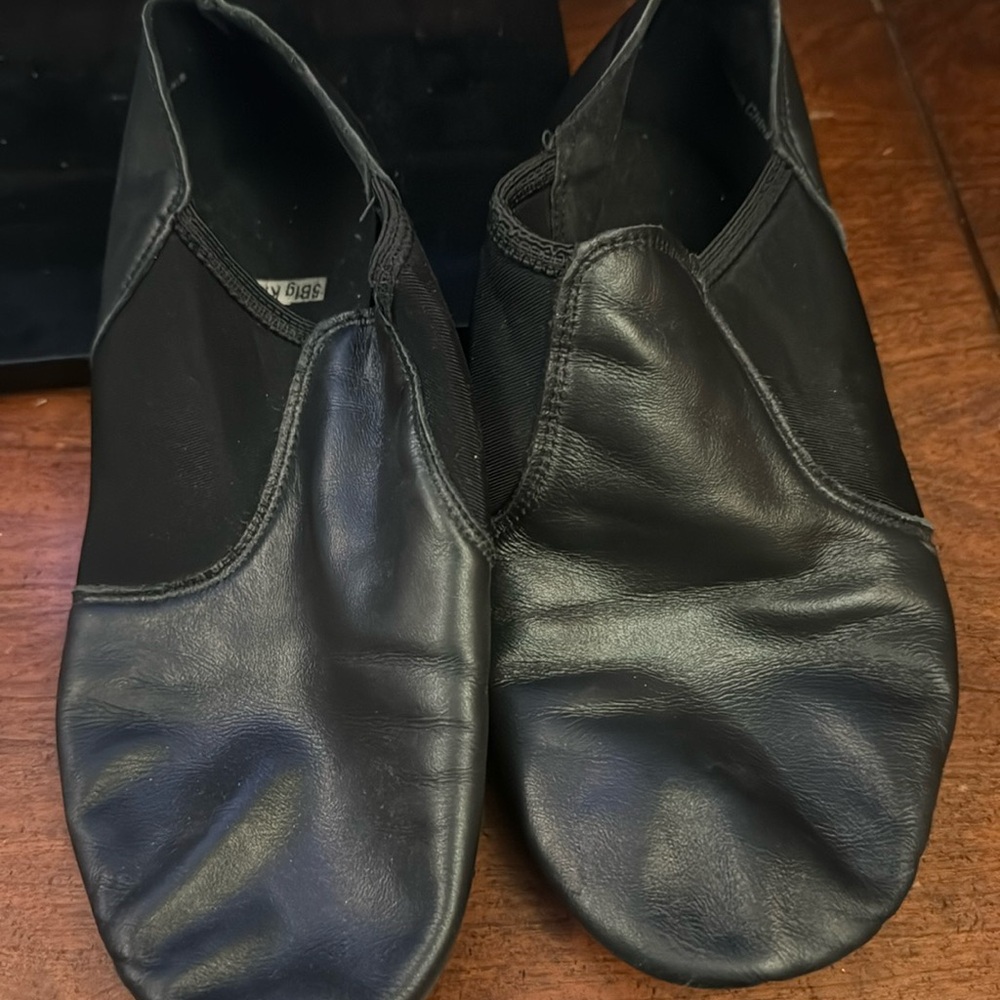 Kids dance shoe